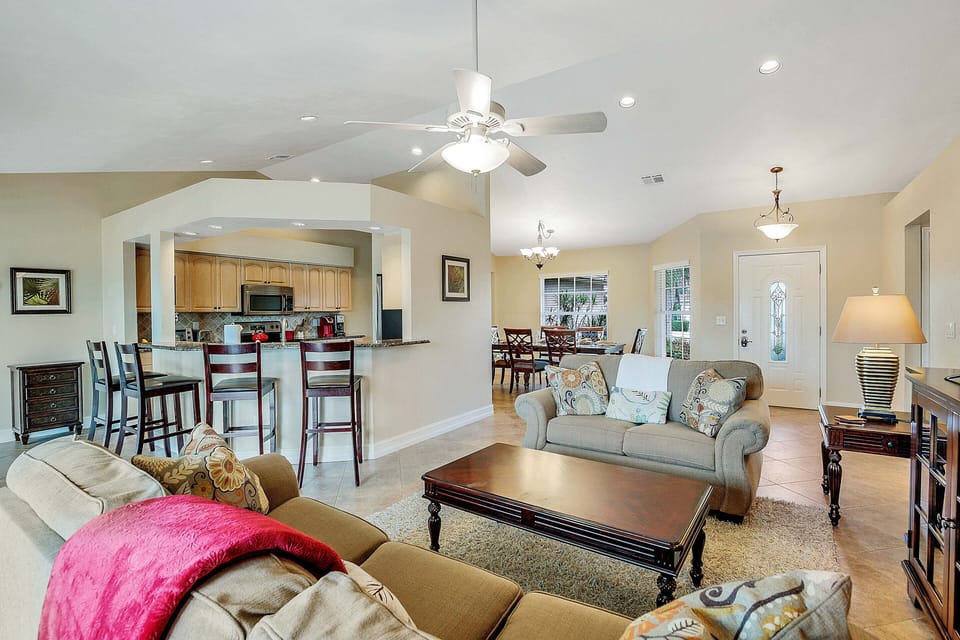 Plenty of space for dining and entertaining!
