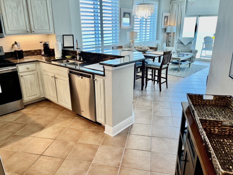 Kitchen, Dining and Living Area