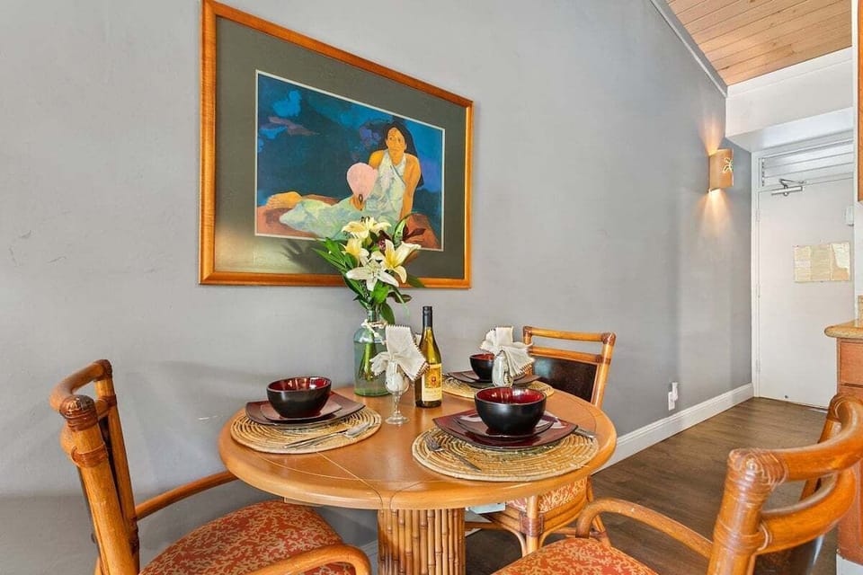 Intimate Dining Corner with Bamboo Furniture