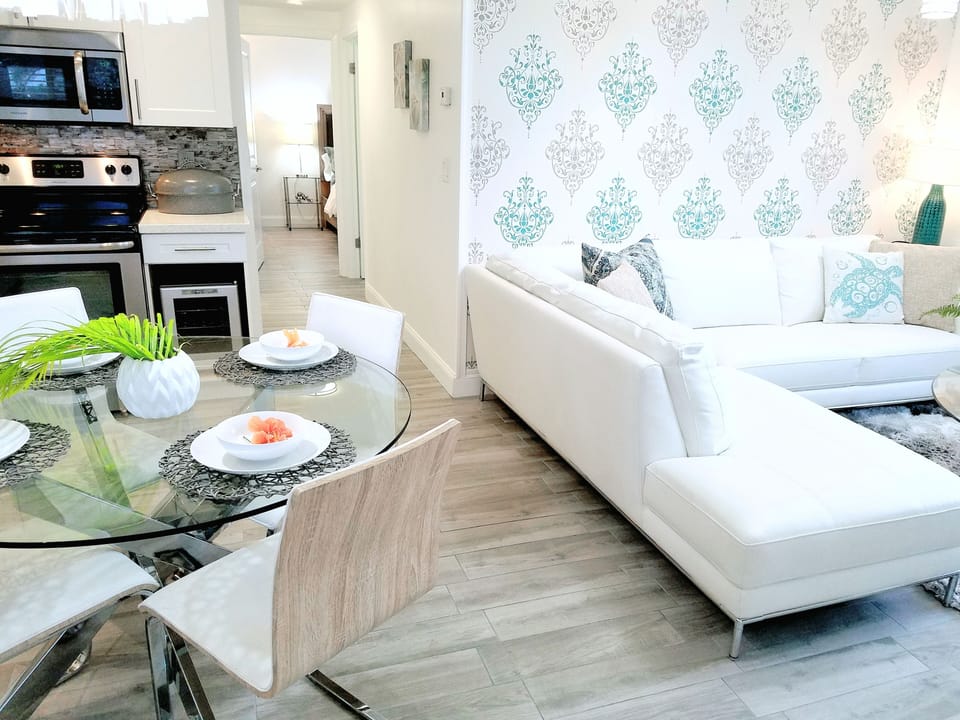 Clean, Fresh & Modern Interior