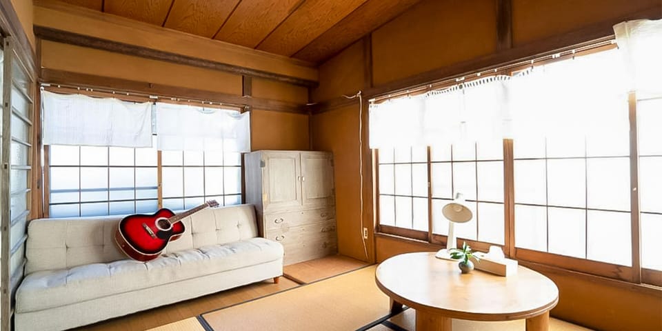 2F Japanese Traditional room FUMI Max 4 pax (Non-Smoking, Free Wi-Fi) | Desk, iron/ironing board, free WiFi