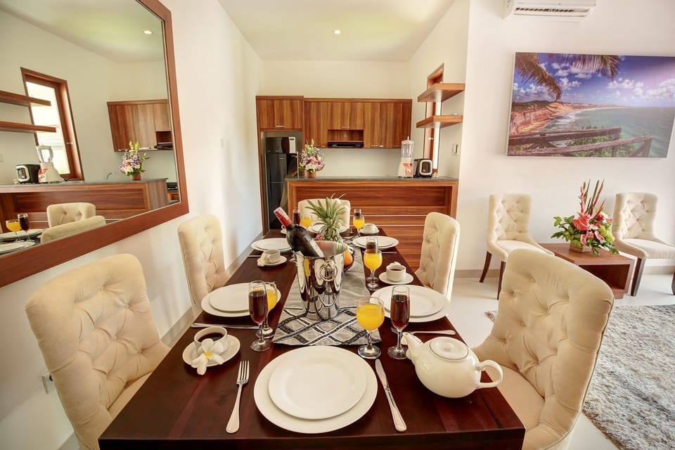 Villa, 2 Bedrooms | In-room dining