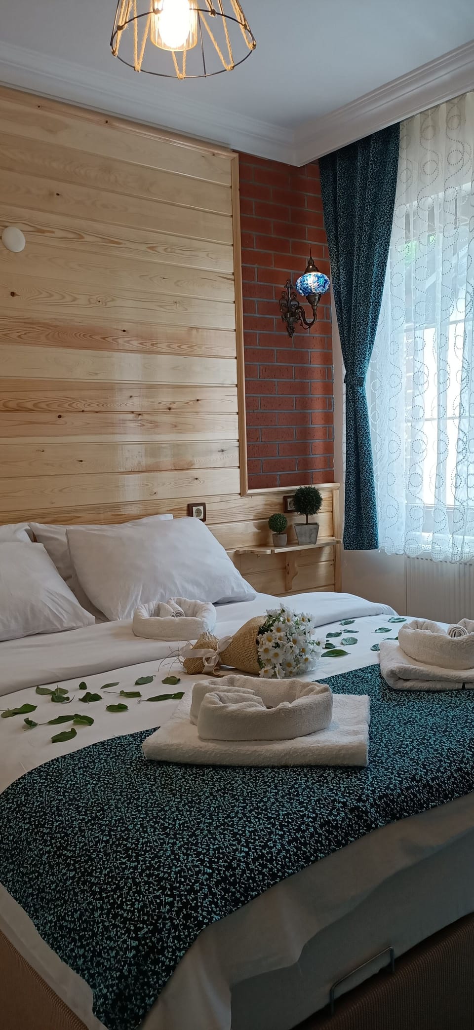 Standard Double Room | Premium bedding, individually decorated, desk, iron/ironing board