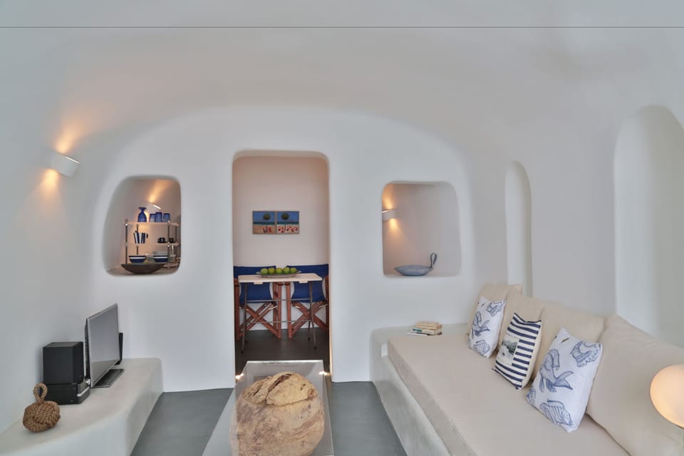 Romantic Suite, 1 Bedroom, Jetted Tub (Panoramic View) | 1 bedroom, Egyptian cotton sheets, premium bedding, memory foam beds