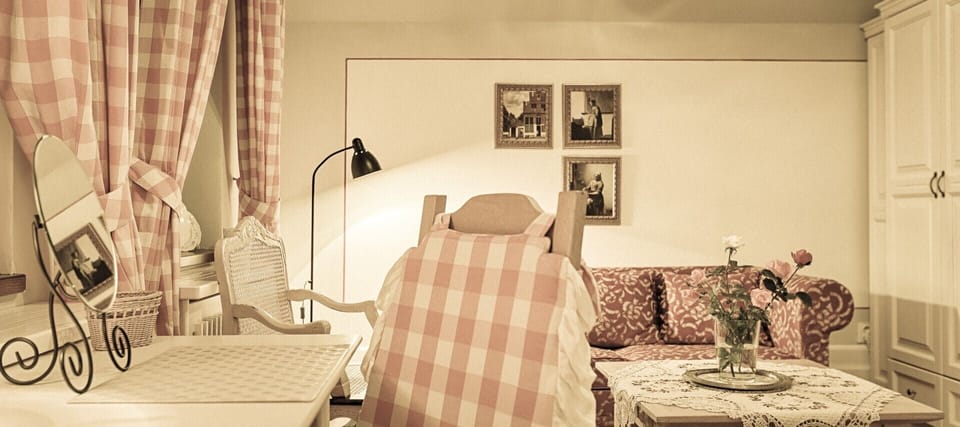 Design Double Room, 1 Double Bed (VIRGO) | Minibar, individually decorated, individually furnished, desk