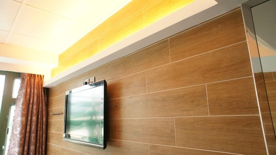 Family Room | Soundproofing, free WiFi, wheelchair access