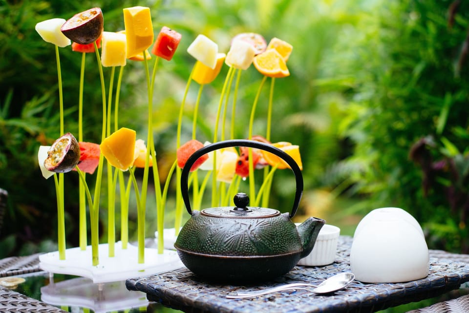 Couples treatment rooms, sauna, hot tub, steam room, body treatments