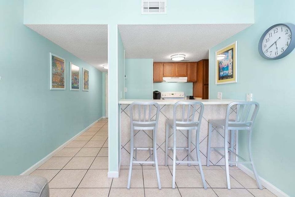 Condo, 1 Bedroom | Interior