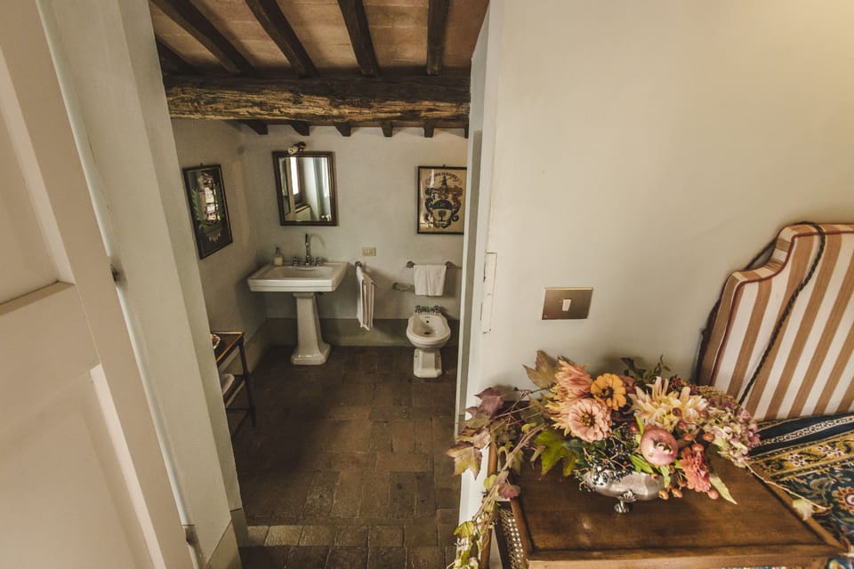 Exclusive Room, 1 Queen Bed | 13 bedrooms, minibar, in-room safe, desk