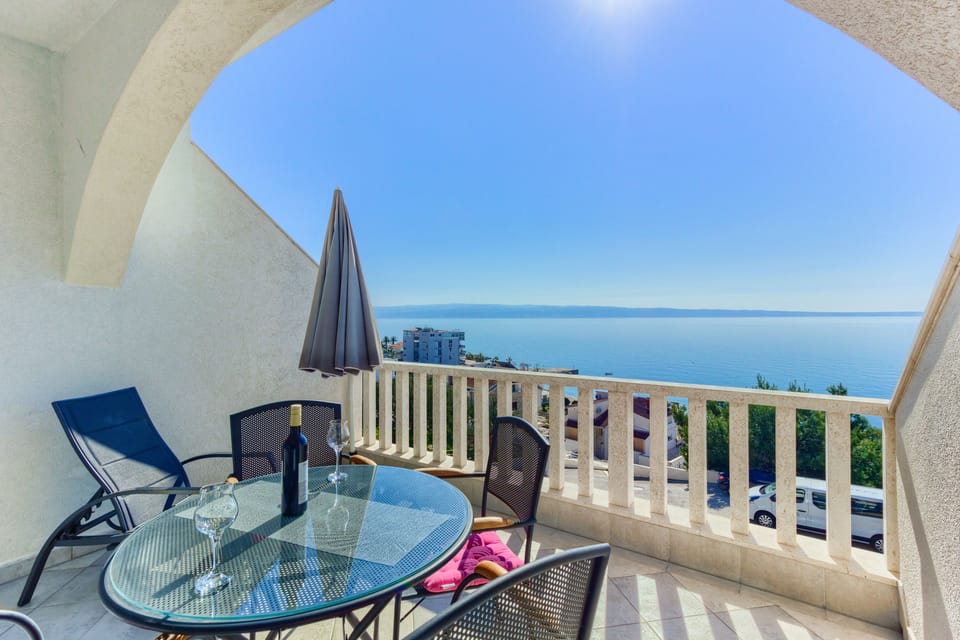 Beach/ocean view