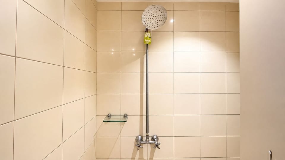 Single Room, Private Bathroom | Bathroom | Towels