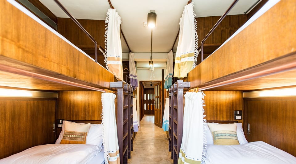 10-Bed Female Dormitory With Shared Bathrooms | Free WiFi