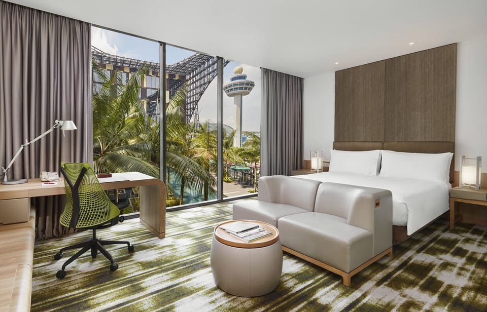 Premium bedding, pillowtop beds, minibar, in-room safe