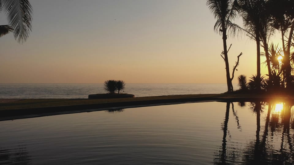Infinity pool