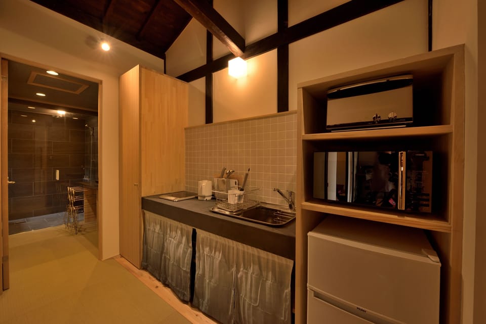 Private kitchenette