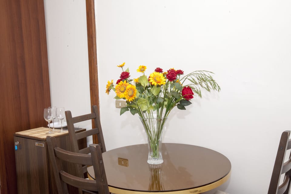 Triple Room | In-room dining