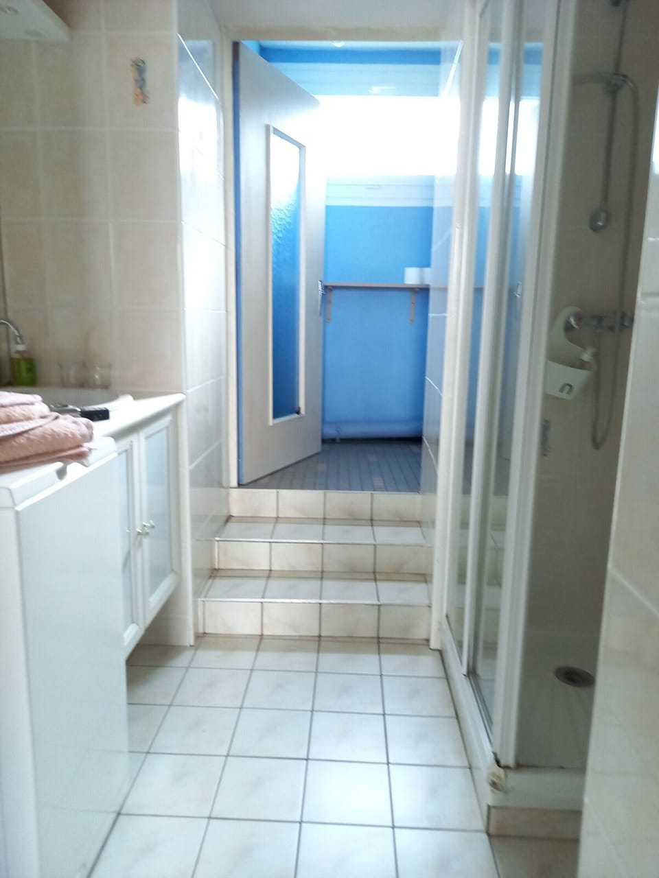 Traditional Cottage, Ensuite | Bathroom | Shower, hydromassage showerhead, free toiletries, towels
