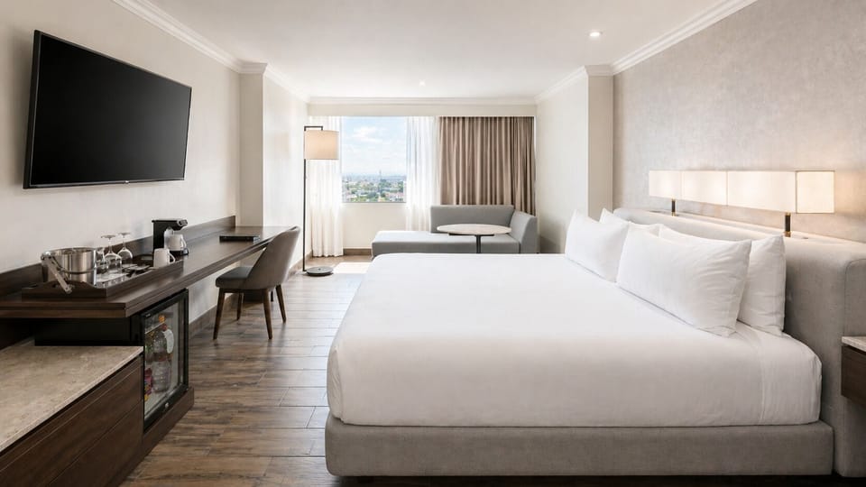 1 bedroom, minibar, in-room safe, desk