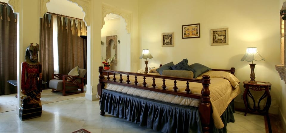 Deluxe Room, 1 Double or 2 Twin Beds | Premium bedding, memory foam beds, minibar, in-room safe
