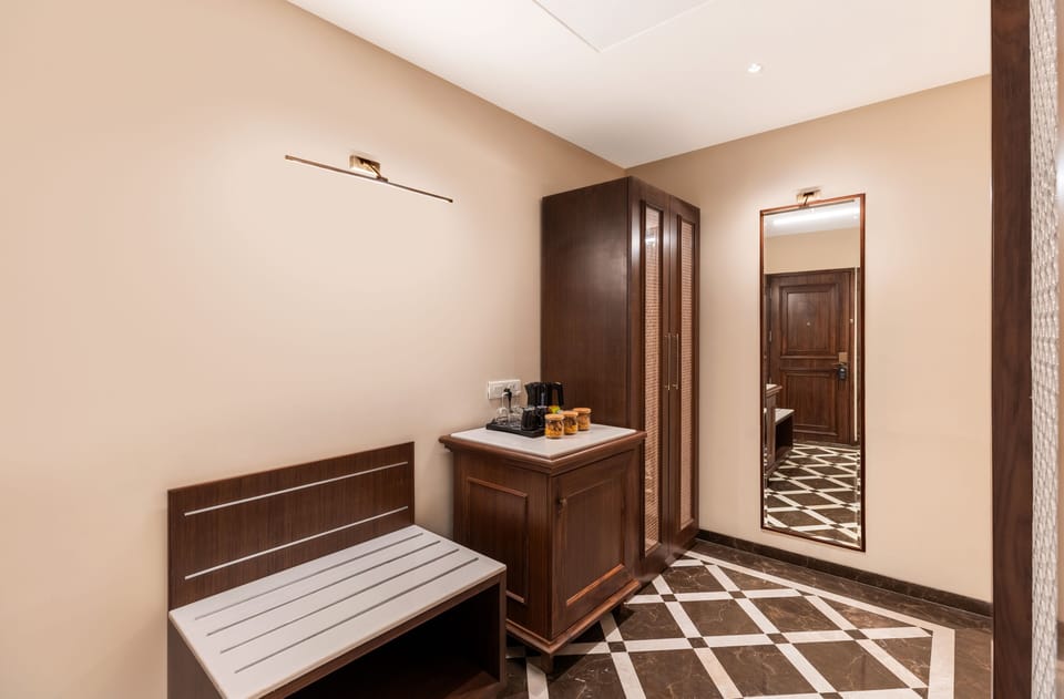 Aravali Executive Room | Premium bedding, down comforters, Select Comfort beds, minibar