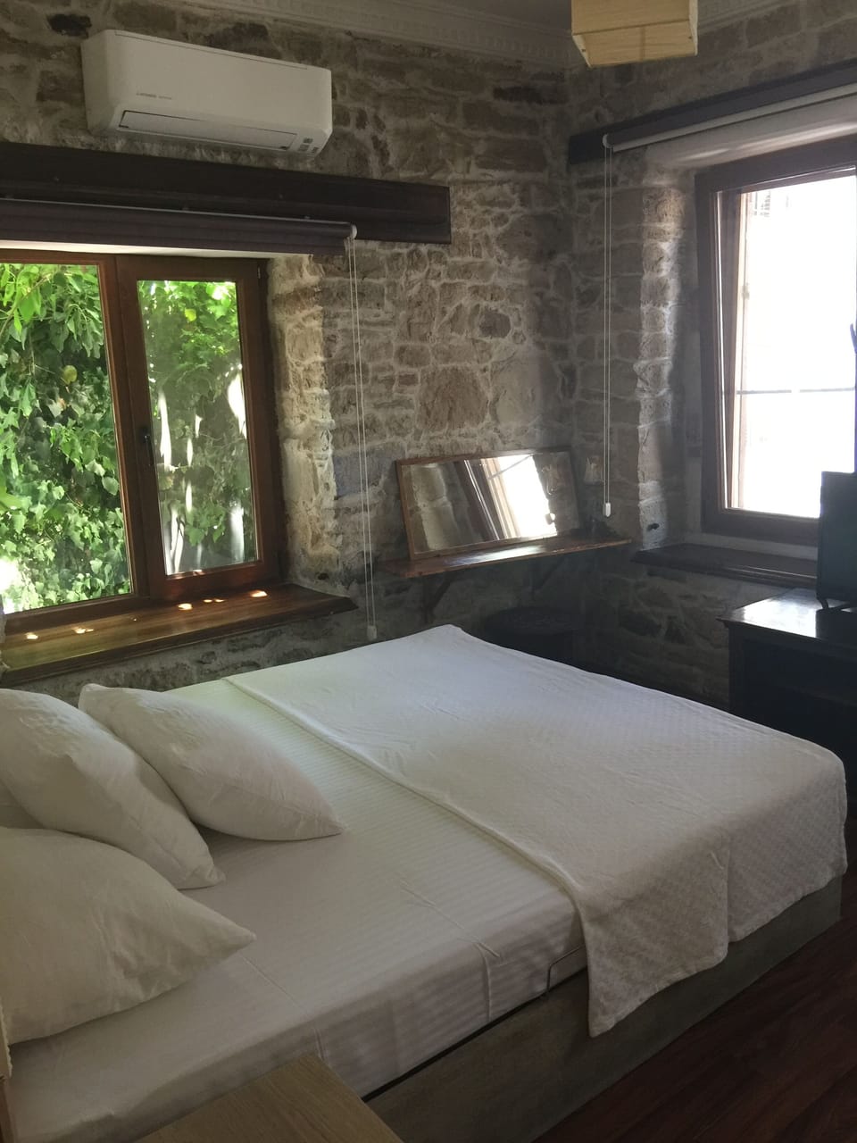 Suite, Sea View | Premium bedding, in-room safe, desk, WiFi (free)