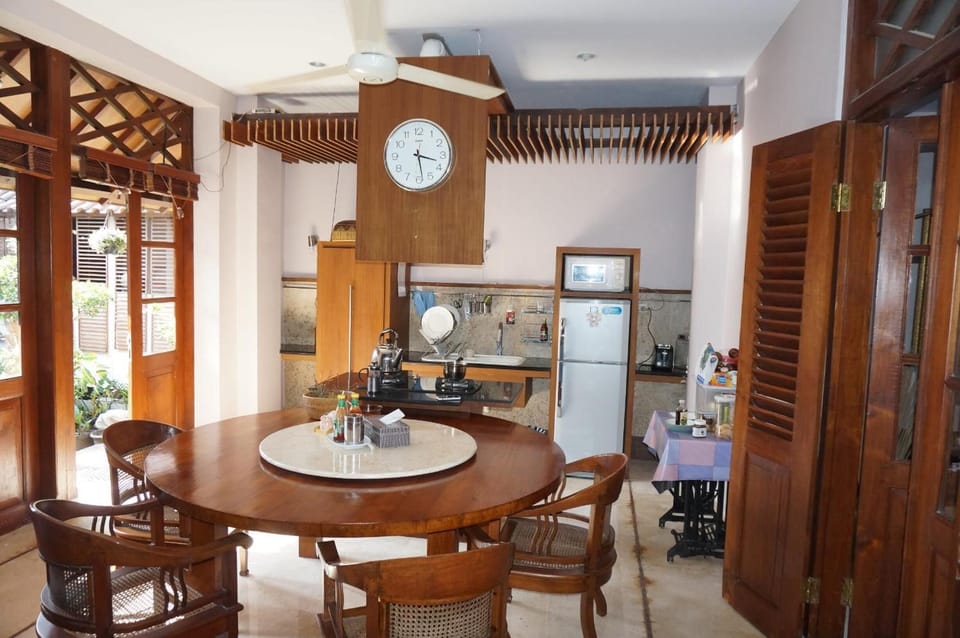 Shared fridge, microwave, electric kettle
