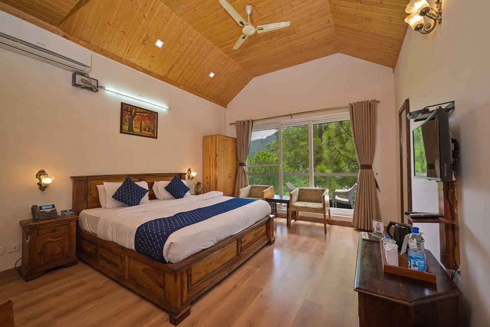 Presidential Villa, 3 Bedrooms, Kitchen | Frette Italian sheets, premium bedding, down comforters, pillowtop beds