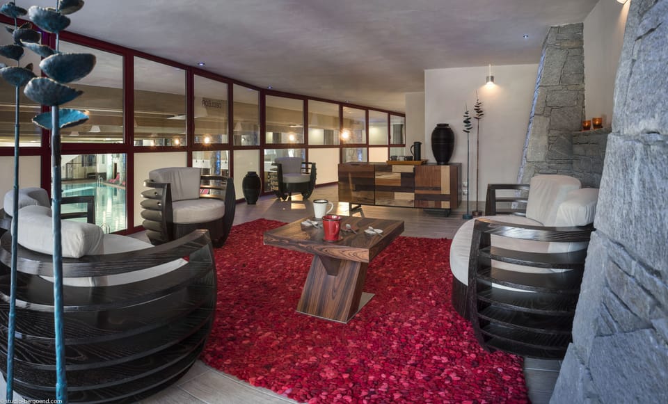 Turkish bath, deep-tissue massages, 1 treatment room