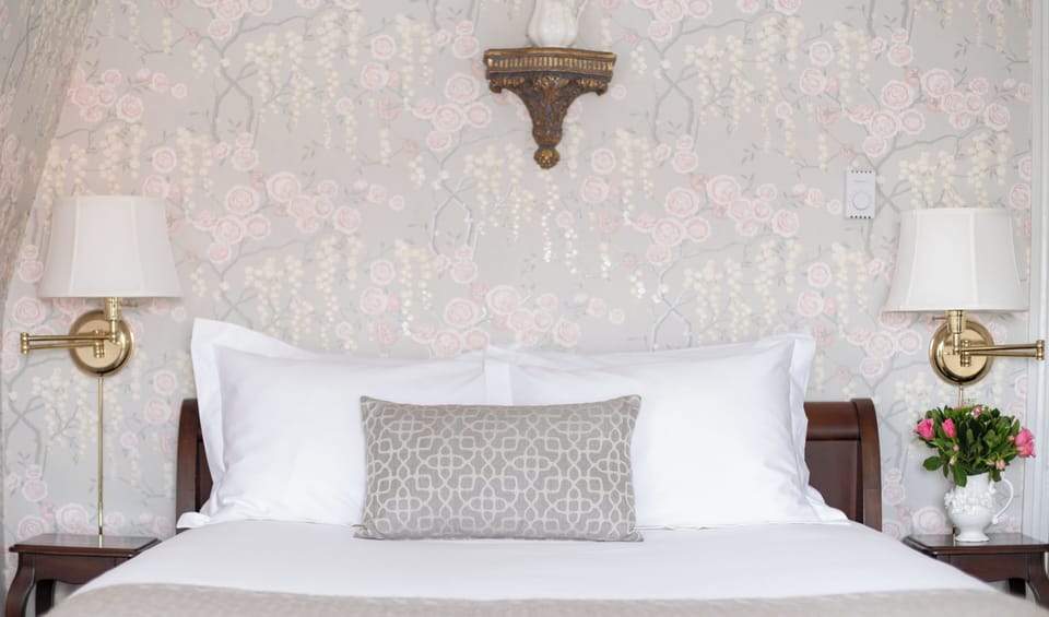 Suite, 1 Queen Bed, Private Bathroom (Warne Suite) | Individually decorated, individually furnished, iron/ironing board
