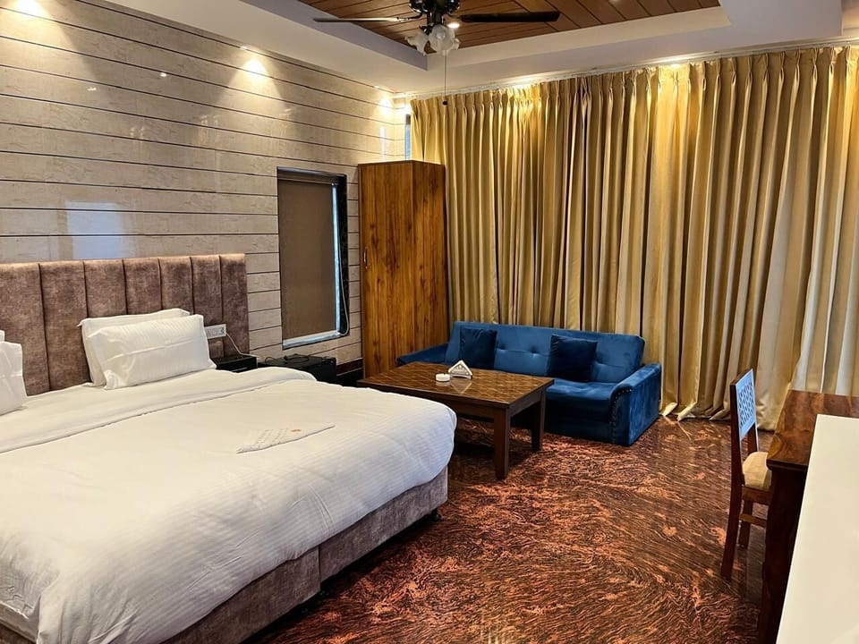 Suite | Rollaway beds, free WiFi