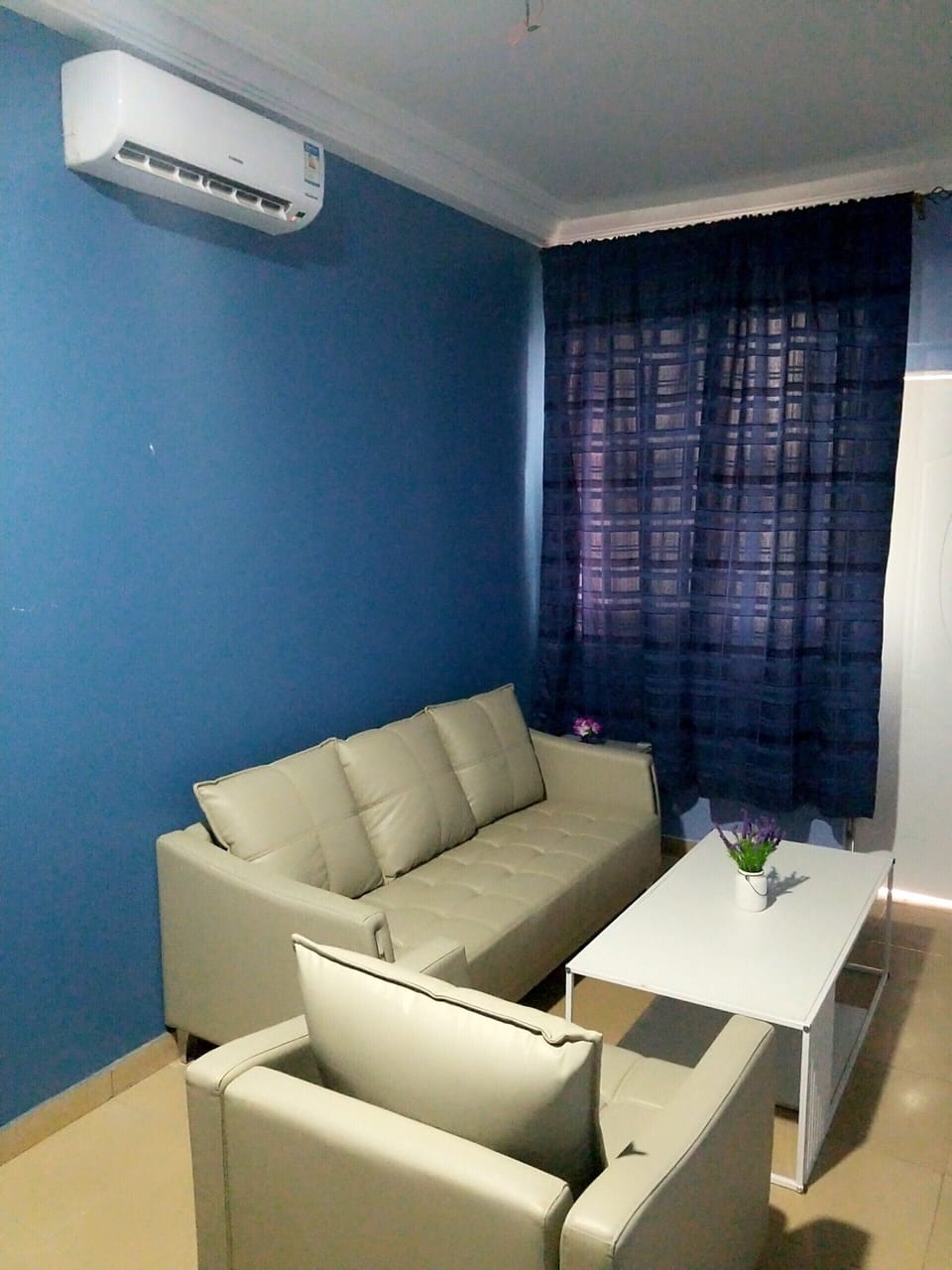 Superior Suite, 1 Bedroom | Desk, WiFi (free), bed sheets