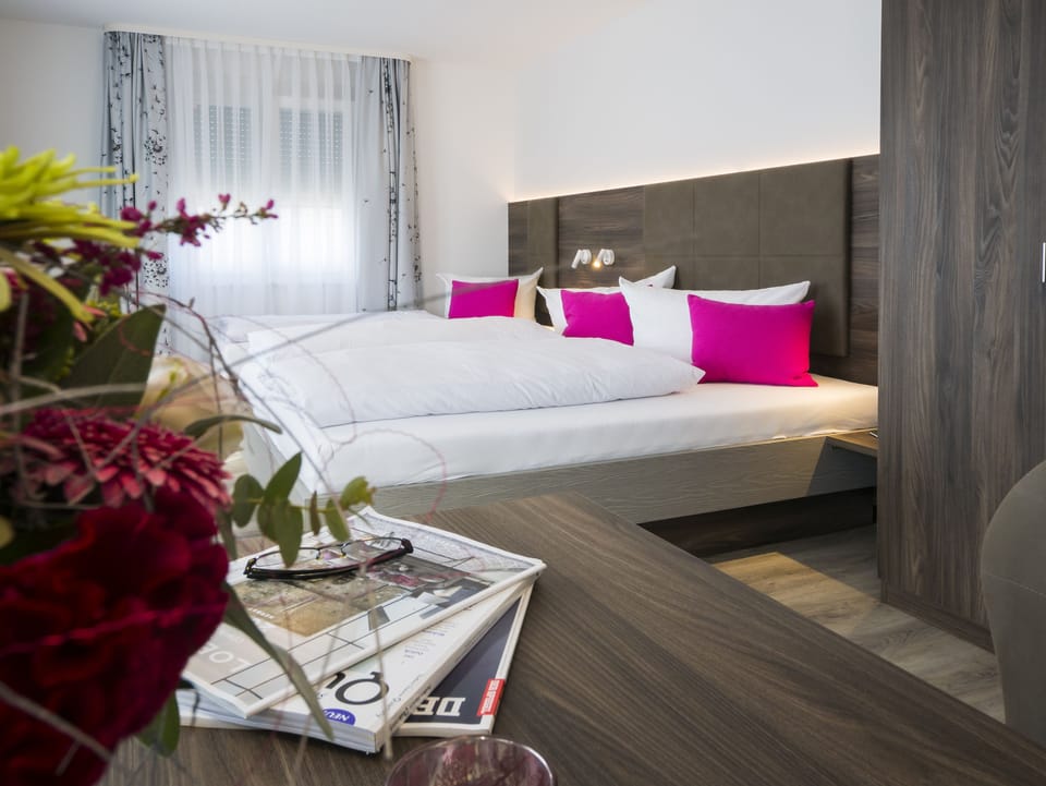 Quad Room | Hypo-allergenic bedding, in-room safe, free WiFi, bed sheets