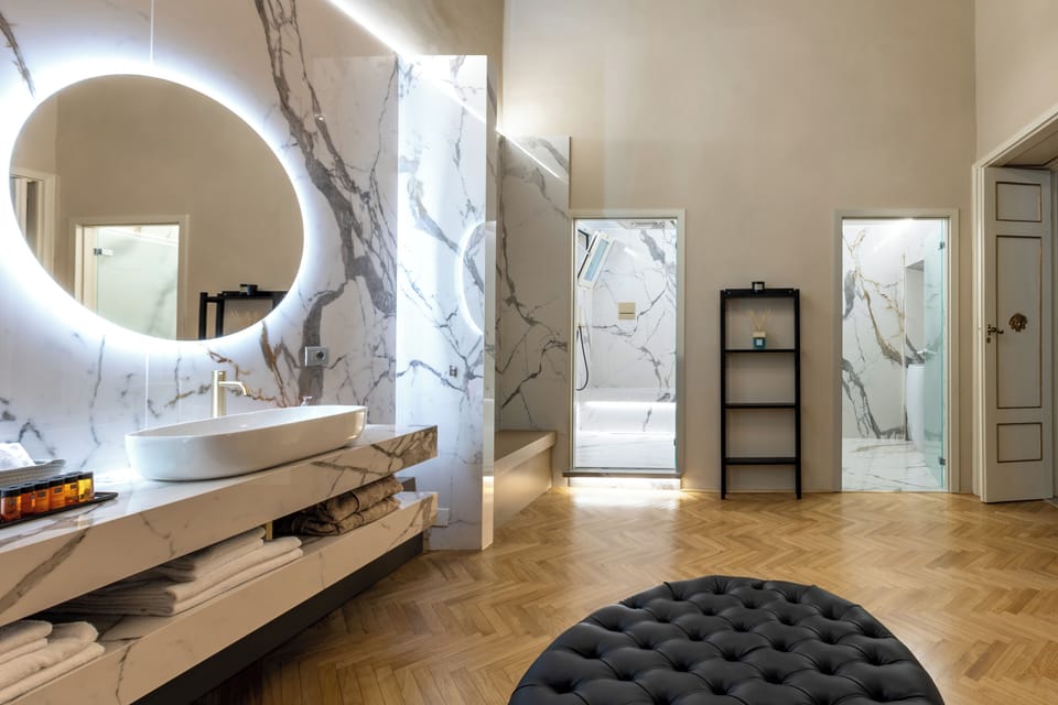 Executive Suite, 2 Bedrooms | Bathroom | Free toiletries, hair dryer, bathrobes, slippers