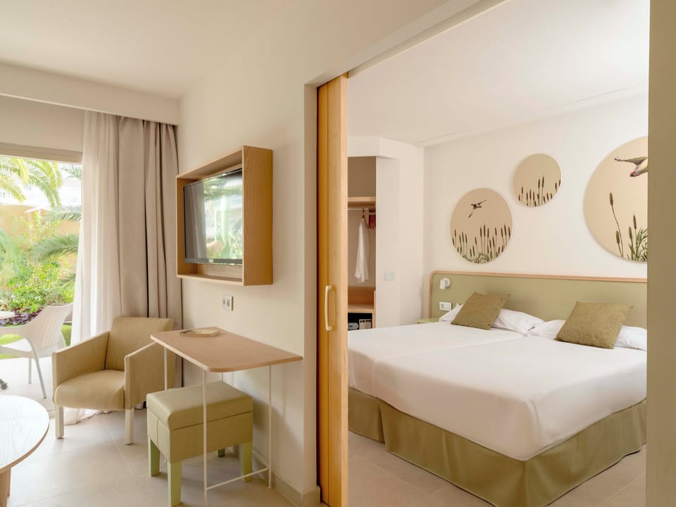 Family Room (Sharing Terrace,Premium) | Individually decorated, individually furnished, desk, blackout drapes