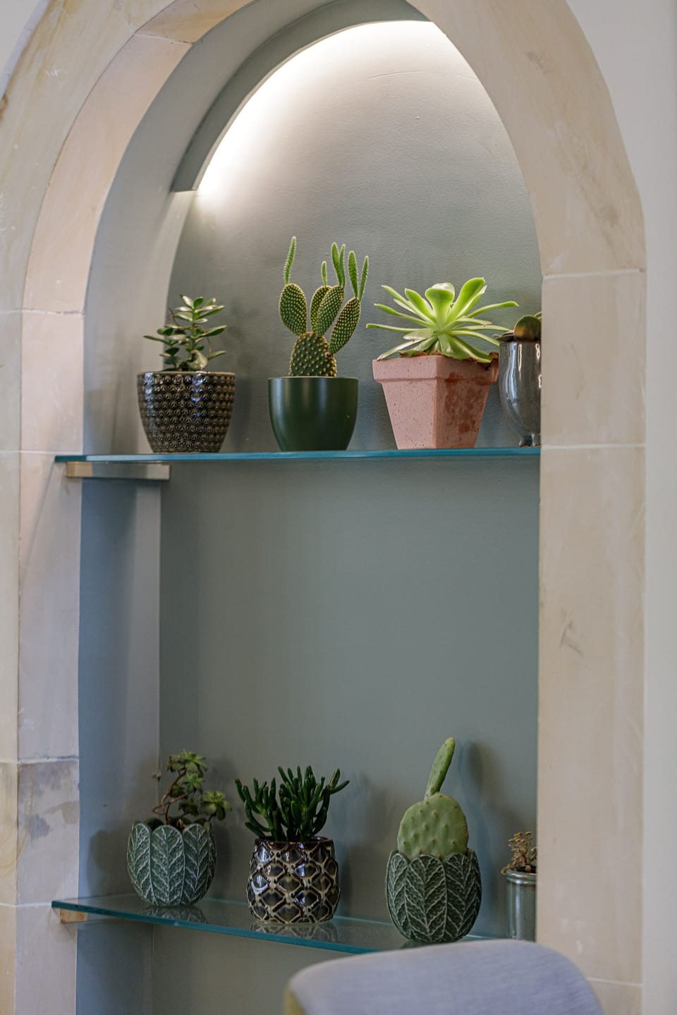 22-inch TV with satellite channels