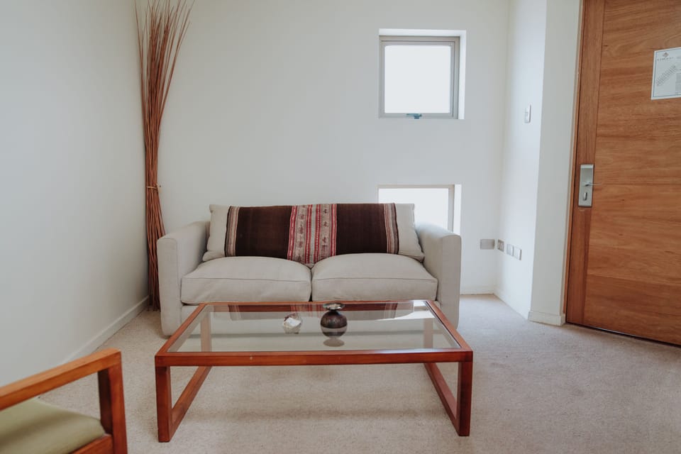 Junior Suite, 1 Bedroom | Living area | TV