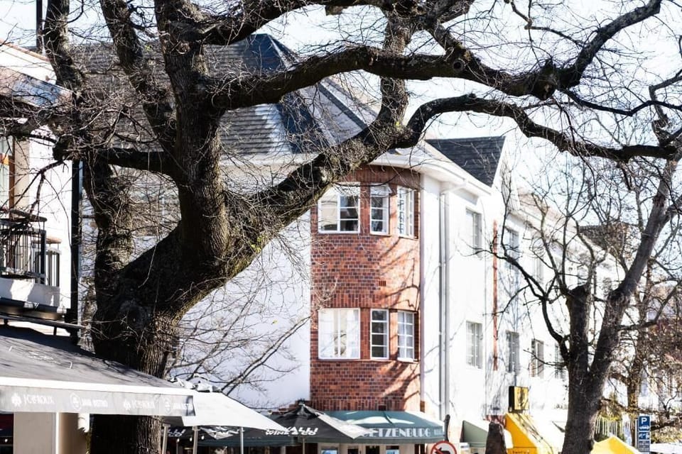 Luxury Apartment, 2 Bedrooms | Street view