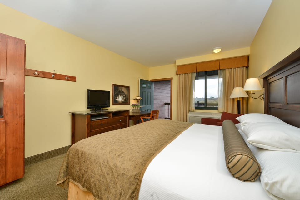 In-room safe, desk, blackout drapes, iron/ironing board