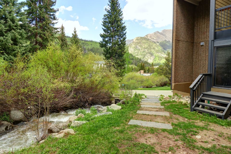 Studio | Property grounds