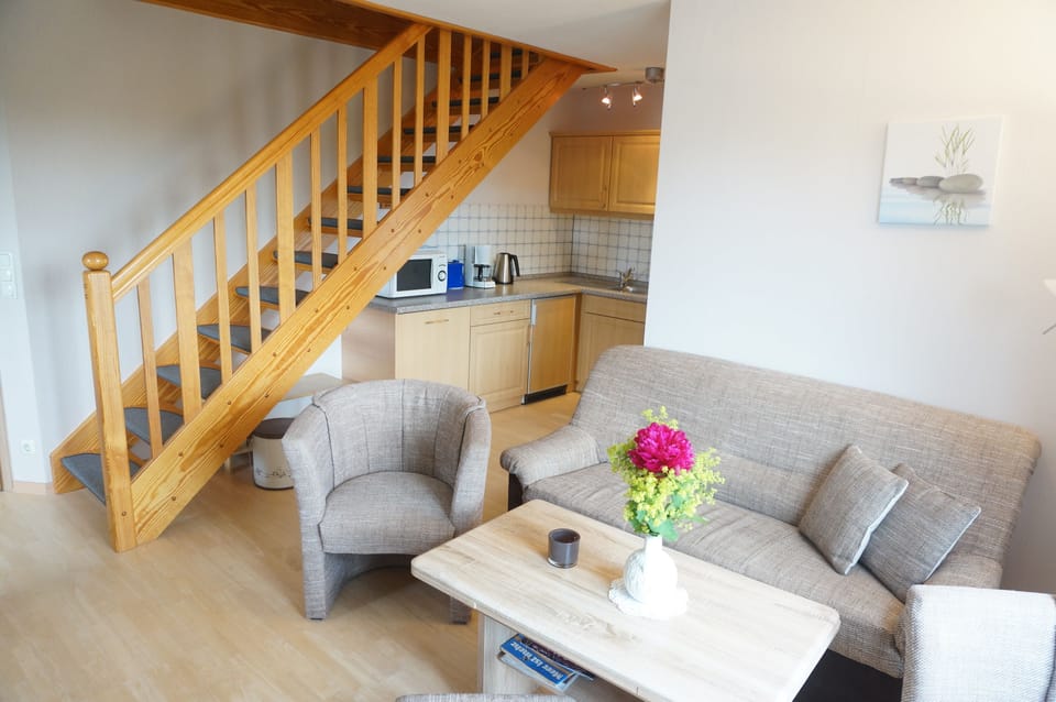 Family Apartment, 2 Bedrooms, Kitchen | Living area | Flat-screen TV