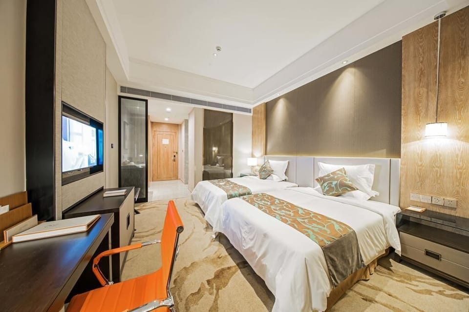 Minibar, in-room safe, desk, blackout drapes