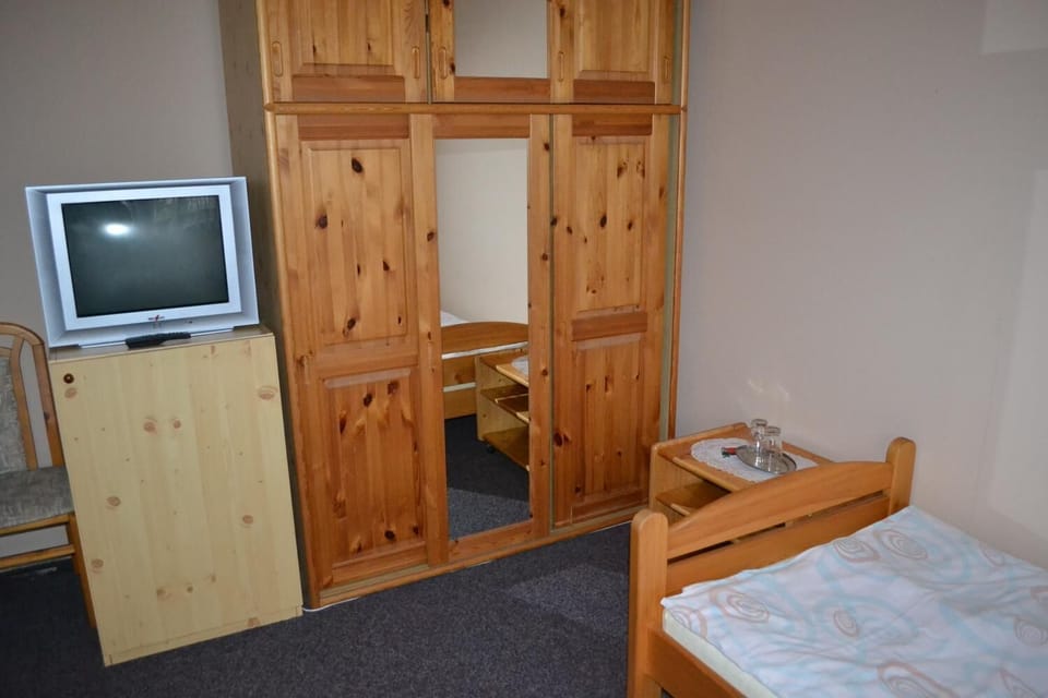Blackout drapes, iron/ironing board, free WiFi, bed sheets