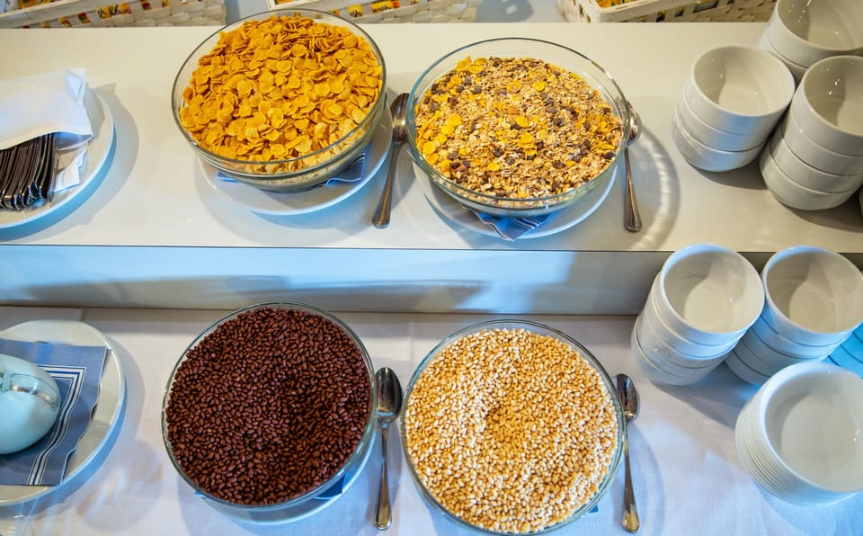 Breakfast buffet