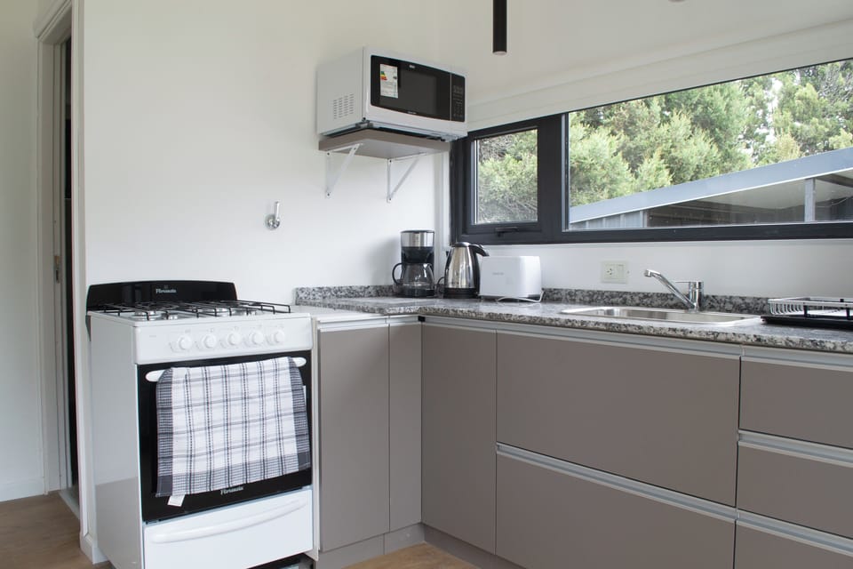 Classic House | Private kitchen | Fridge, microwave, oven, stovetop