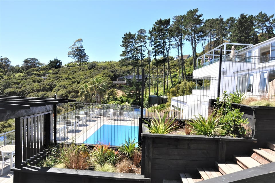 Outdoor pool, pool umbrellas, sun loungers