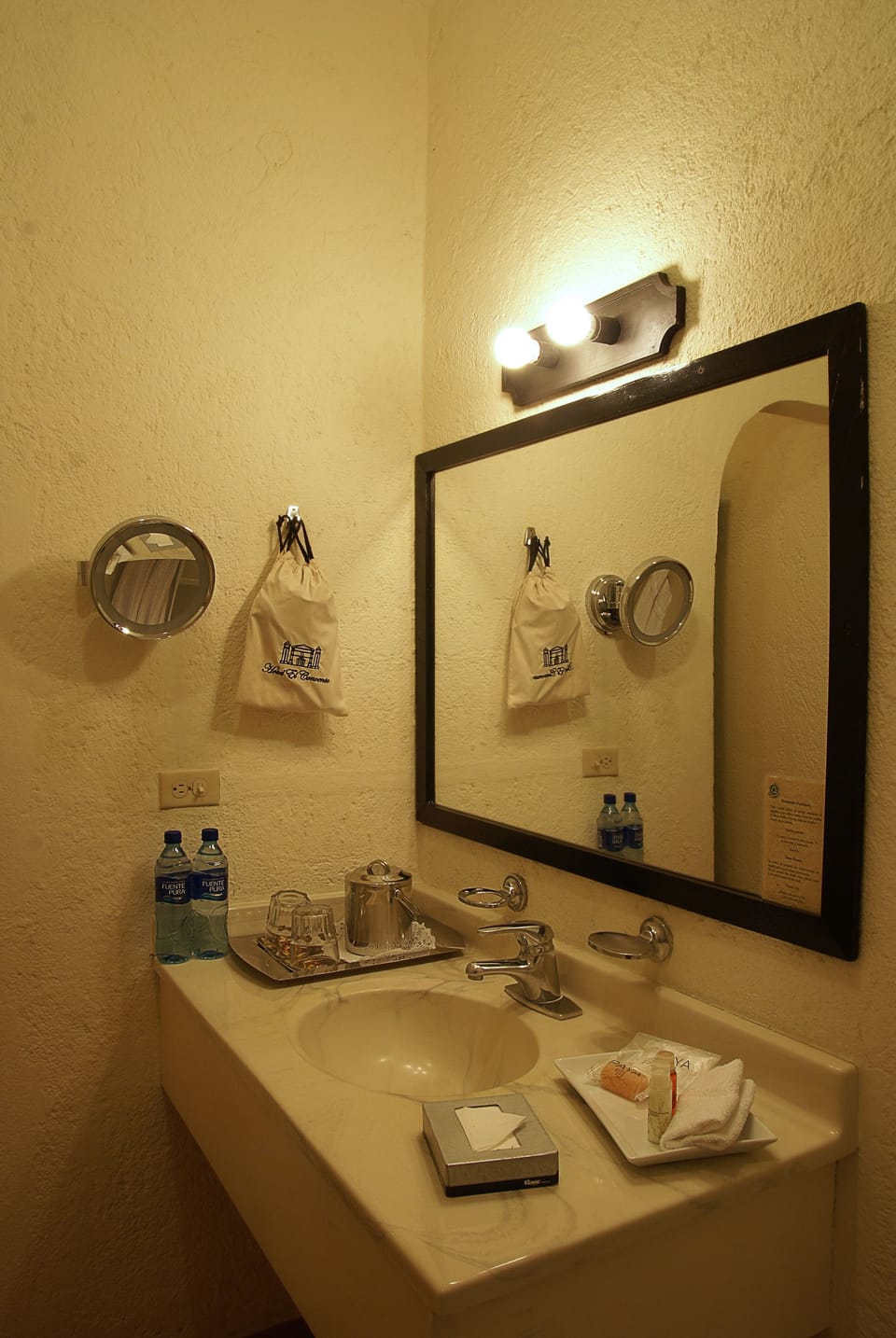 Bathroom sink