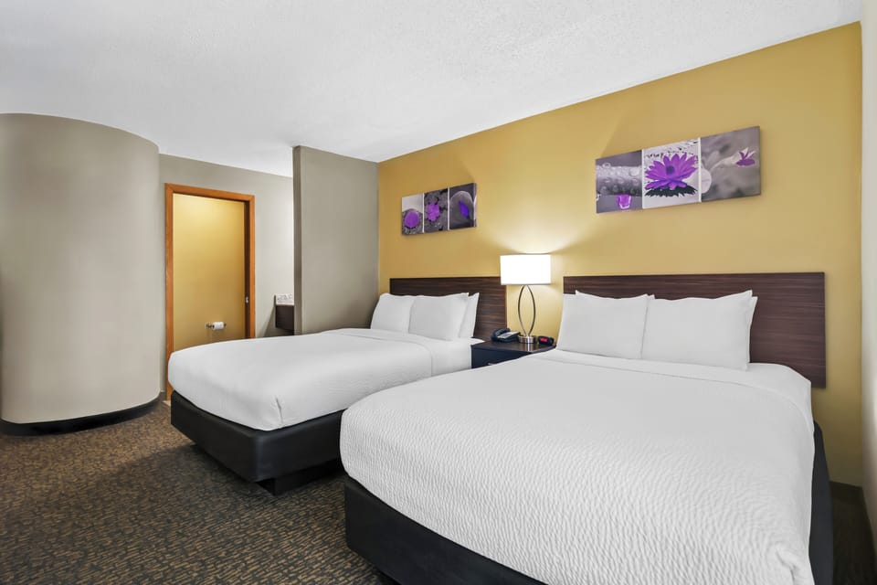 Standard Double Room, 2 Double Beds, Non Smoking | Premium bedding, desk, iron/ironing board, free WiFi