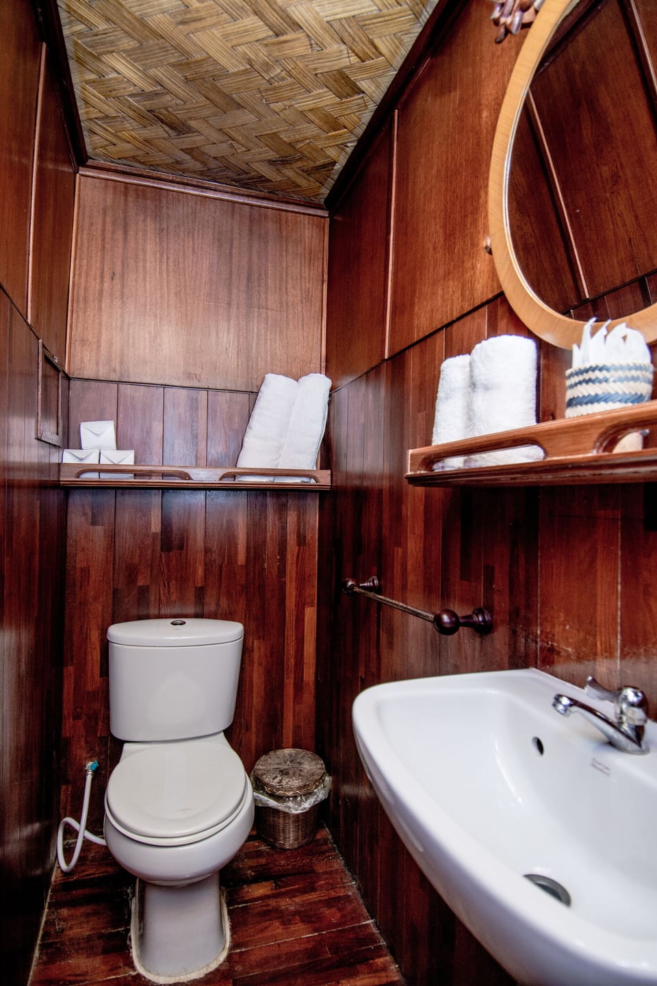 Shower, free toiletries, bathrobes, slippers