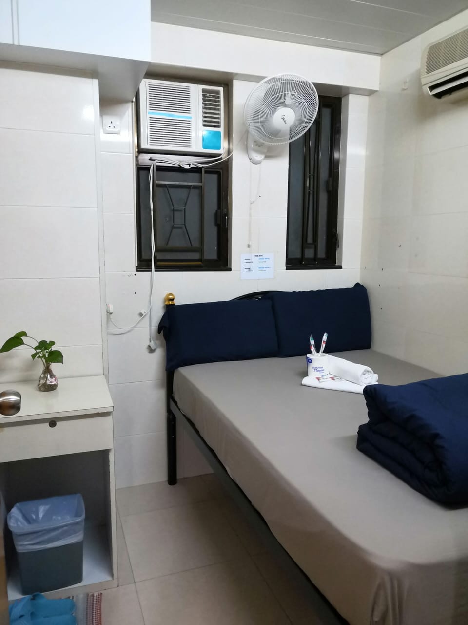 Single Room | Desk, iron/ironing board, free WiFi, wheelchair access