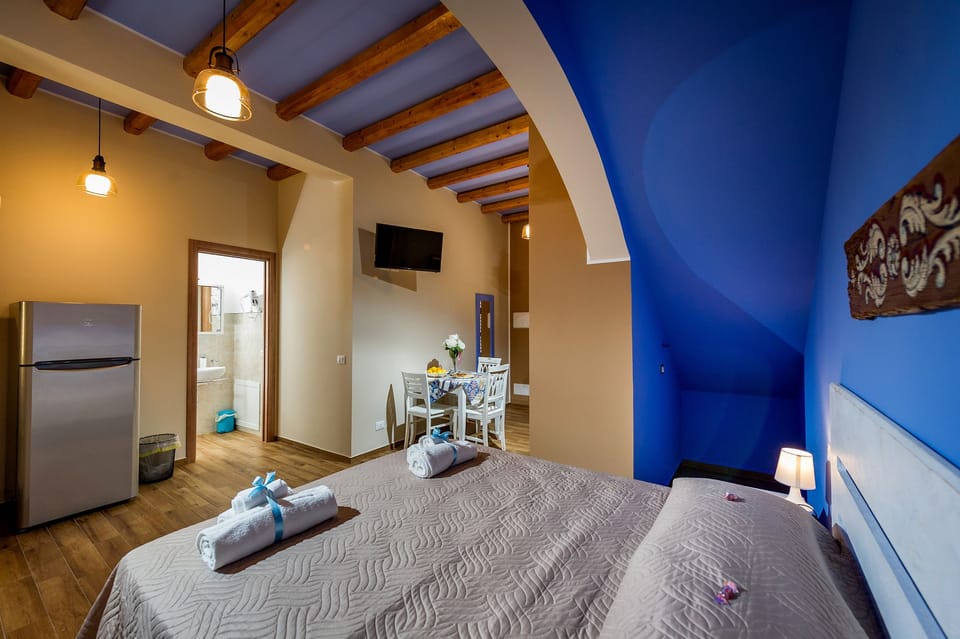 Standard Double Room | Minibar, free WiFi, bed sheets